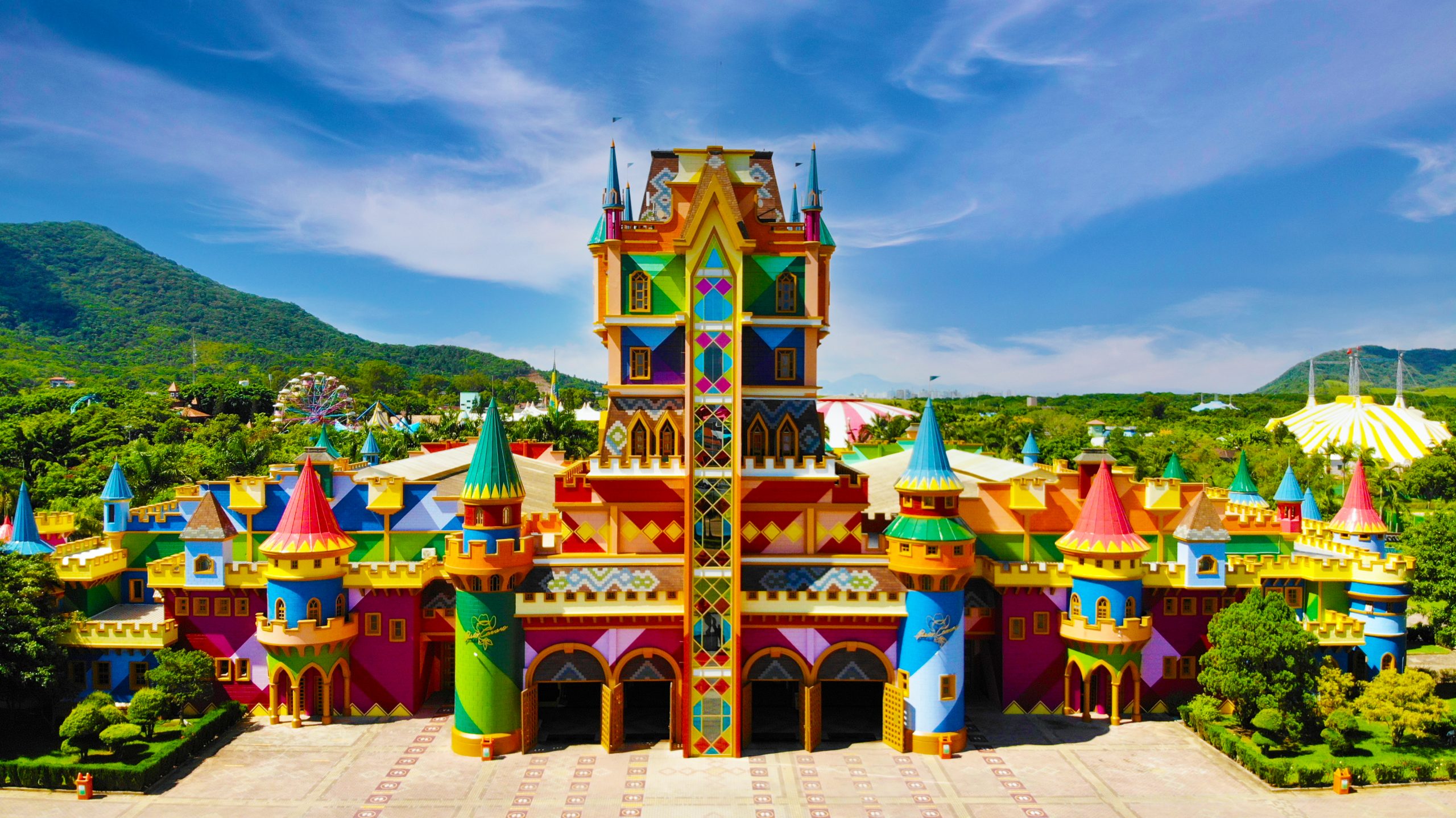 beto-carrero-world - HapFun